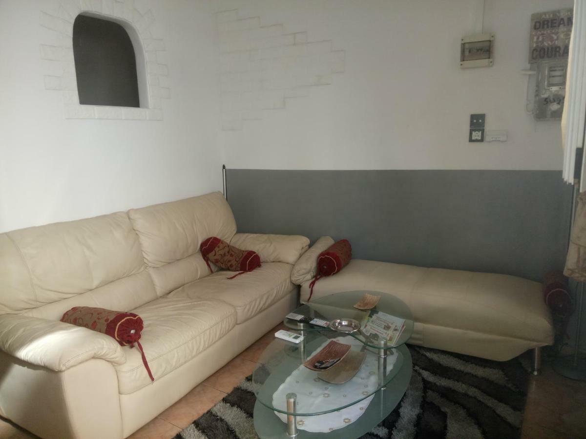 Central, Nice And Clean Apartment! ~Sitia~ Exterior foto